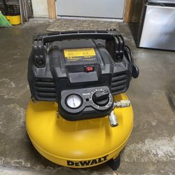 DeWalt Compressor 