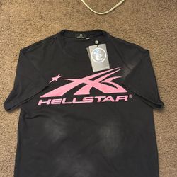 black/pink hellstar shirt 
