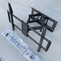 (New in Box) $39 Large Swivel 37-75” TV Wall Mount Bracket, VESA 600x400mm, Max Weight 110 LBS