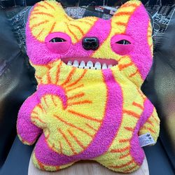 ZURU Fugglers Bigg Fuggs Ugly Monster Plush Multicolor 17 inches (Old Tooth)