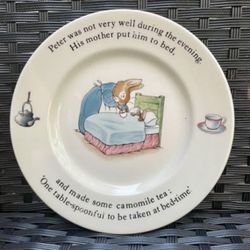 Wedgwood of Etruria Peter Rabbit England Beatrix Potter Child's Bread Plate 7"