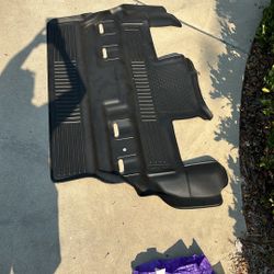 Husky Rear Floor Liner