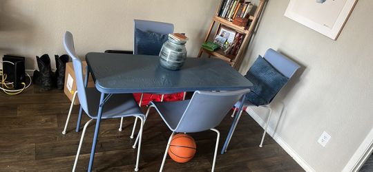 Blue Dining Table and Chair Set