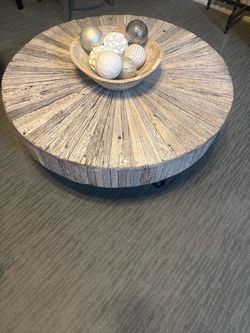 42” Round Reclaimed Wood Coffee Table