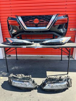 2021 - 2023 NISSAN ROGUE FRONT BUMPER ASSEMBLY W/ GRILLE OEM  HEADLIGHT RIGHT - LEFT COMPLETE OEM