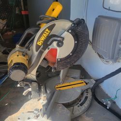 Dewalt Table Saw