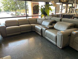 Power reclining sectional