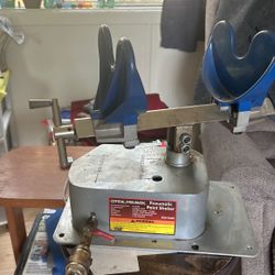 Central Pneumatic Paint Shaker 