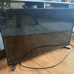 Samsung 32” Tv With Remote