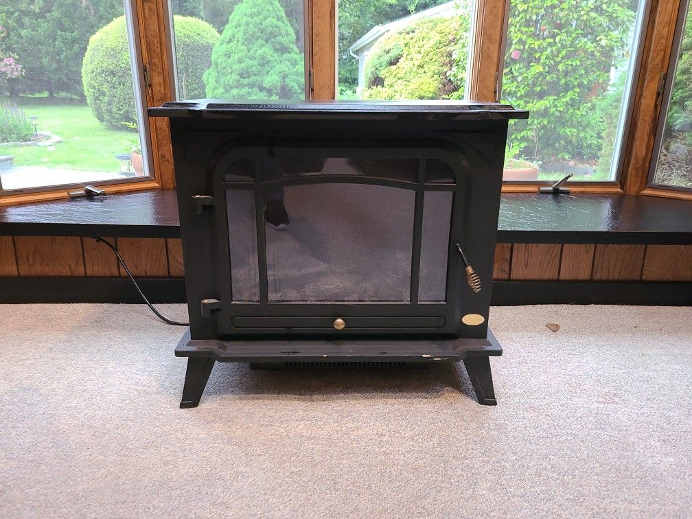 Charmglow Electric Heater for Sale in Southold, NY OfferUp
