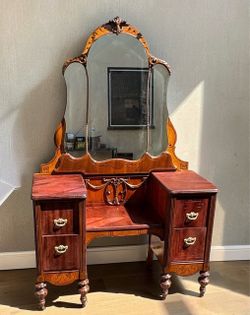 Beautiful Art Deco Wooden Vanity with Large Ornate Mirror and 4 Drawers