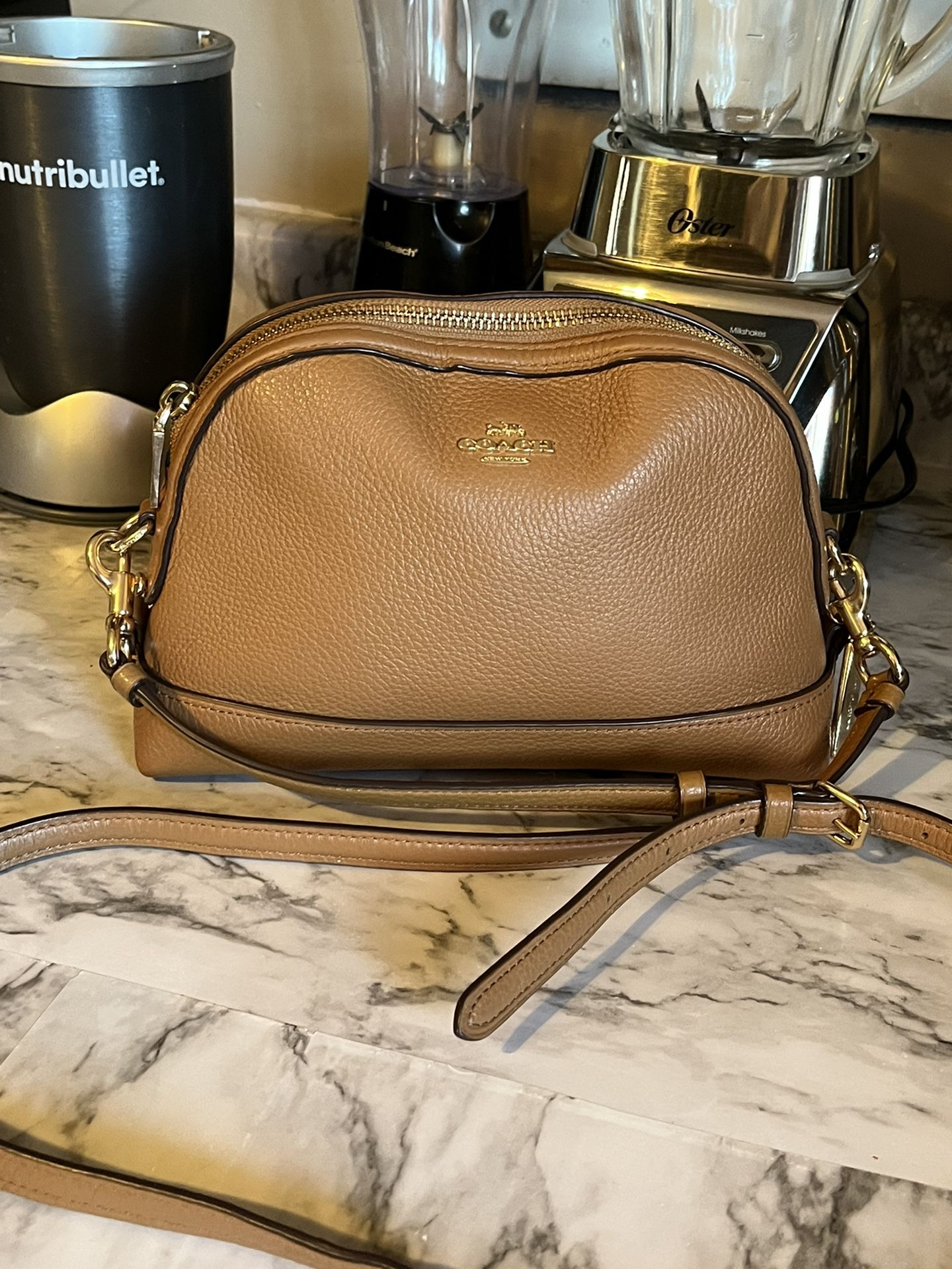 ❤️😍crossbody Coach