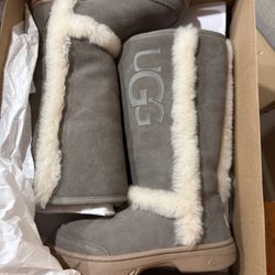 Uggs W/fur 
