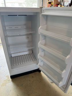 Upright freezer
