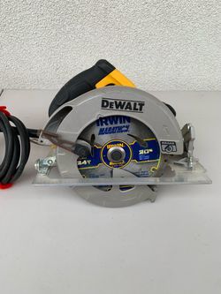 DeWALT DWE575SB 7-1/4” Circular Saw