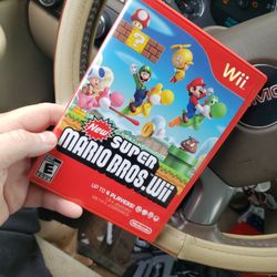 Nintendo Wii new super Mario brothers complete New mint condition