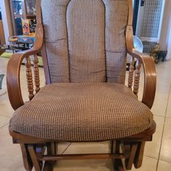 Rocking Chair 