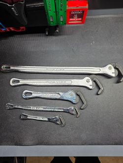 Pipe Vise Wrench Set – 5 Pieces