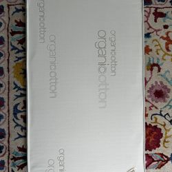 Organic Cotton Crib 2-stage Mattress - Like New