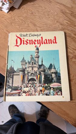 Walt Disney's Disneyland Hardcover Book1964 first edition