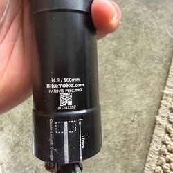Bike Yoke Revive Dropper Post
