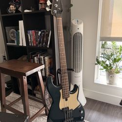 Yamaha Electric Bass BB434