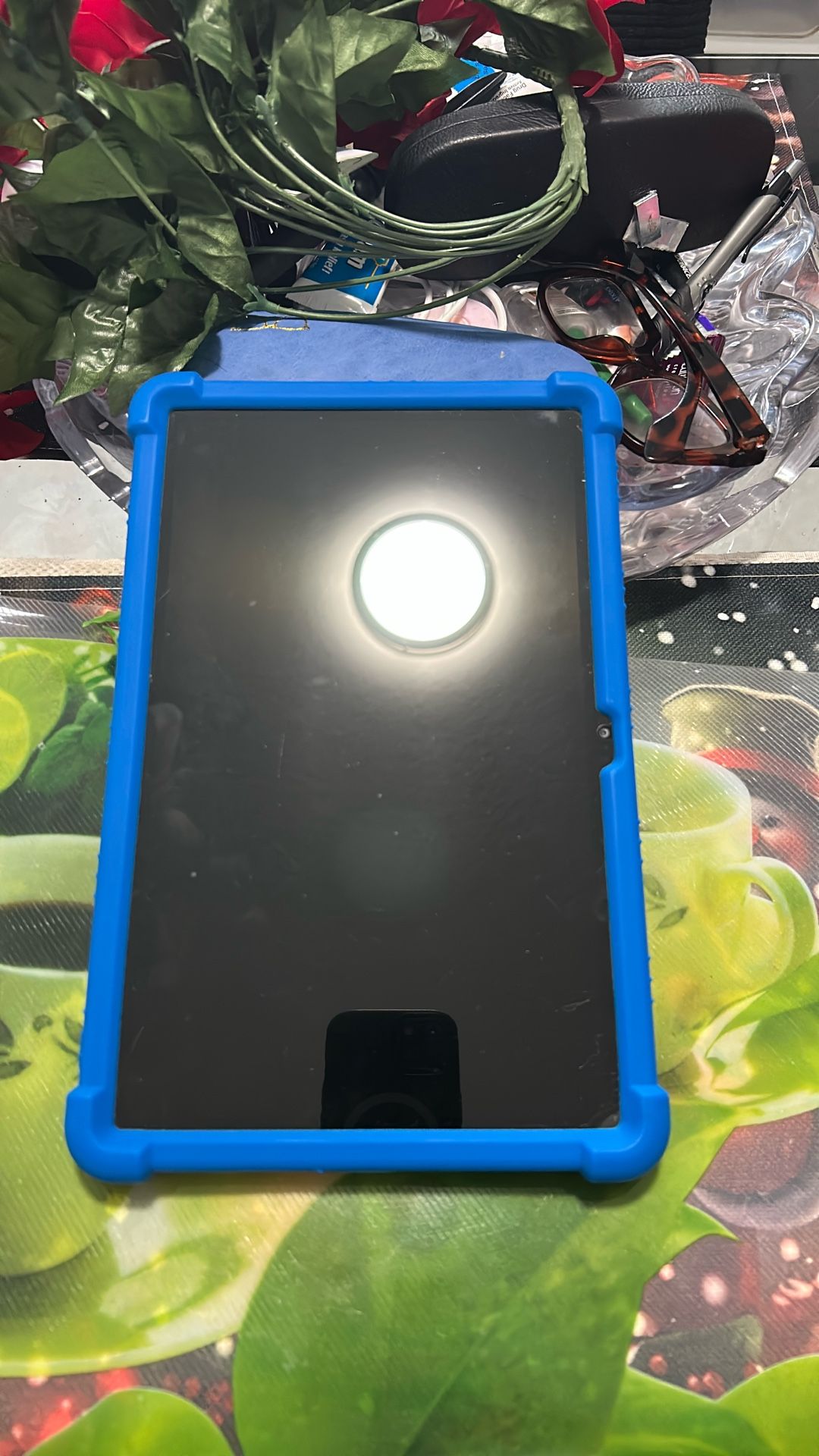 Tablet 9 Inches Long