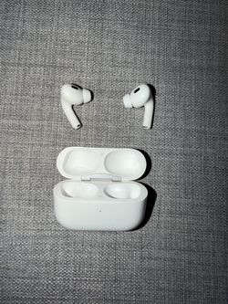 Apple AirPods Pro 2 USB-C with Charging Case