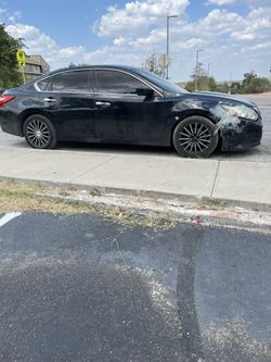 2016 Nissan