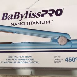 BabylissPro Nano Titanium 1" Digital Straightener 