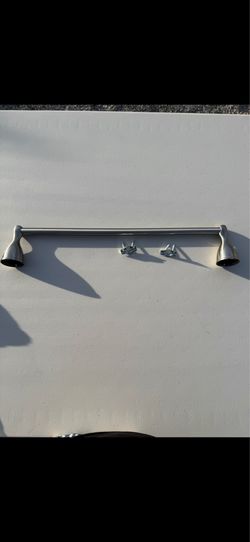 Towel bar