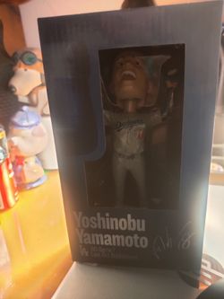 Yoshinobu Yamamoto Los Angeles Dodgers Last out Bobblehead-75