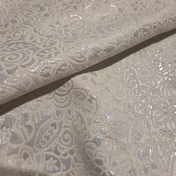 Self Print White Runner Cloth 