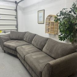 La-z- Boy Cuddler Sectional Sofa