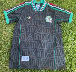Mexico World Cup 2026 USA jersey 130$ each X someone somewhere Mexico life style small to xl slim fit jerseys (R P) few available pocas disponibles .