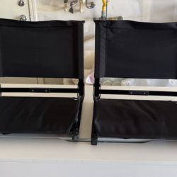 2 Folding Stadium Chairs – Great Condition!
