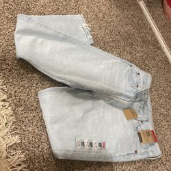 Women’s Levi’s 