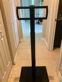 Adjustable  television support