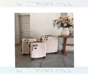 Glide Easy Luggage Wheels That Roll Perfectly four those