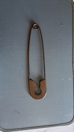 Baby Shower safety pin