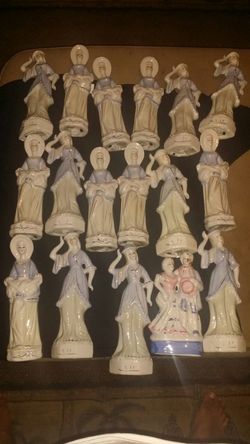 17 PIECES GLASS STATUES (18 DANIEL BRAND)