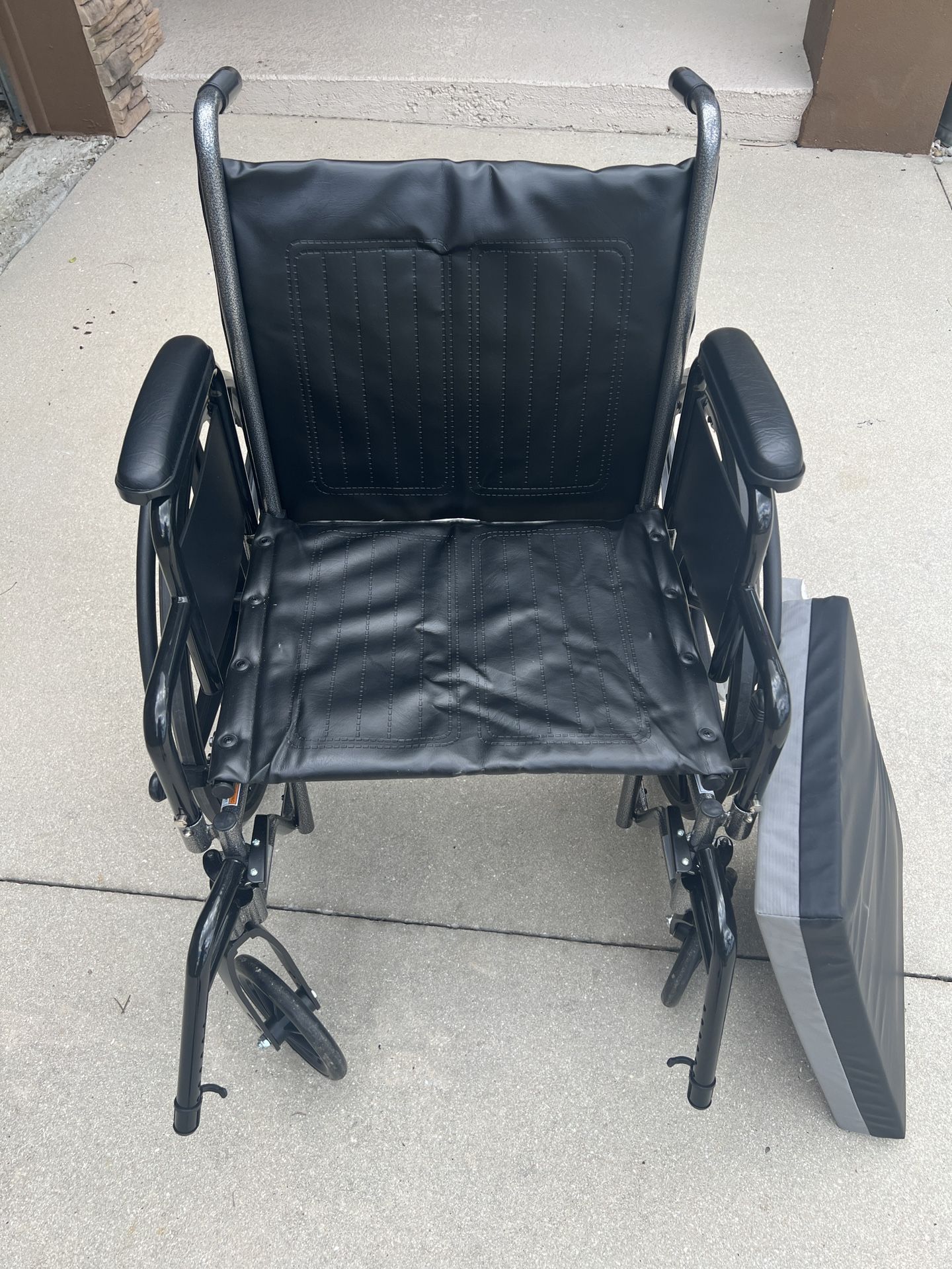 Wheel Chair Used One Time - Weight Up To 350