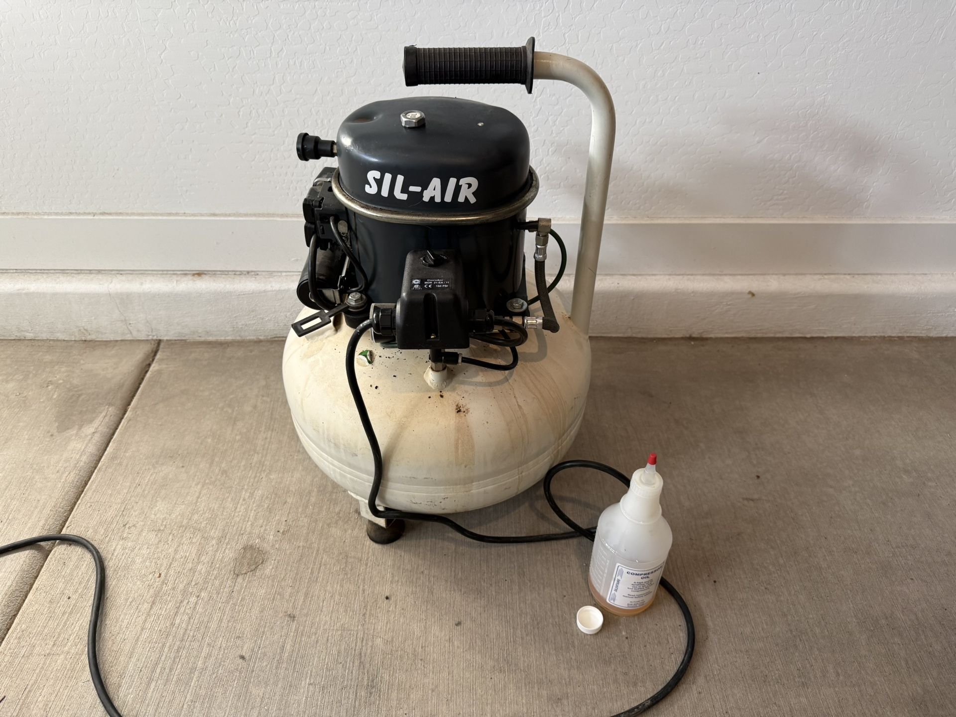 Sil-Air 50-24 Quiet Compressor