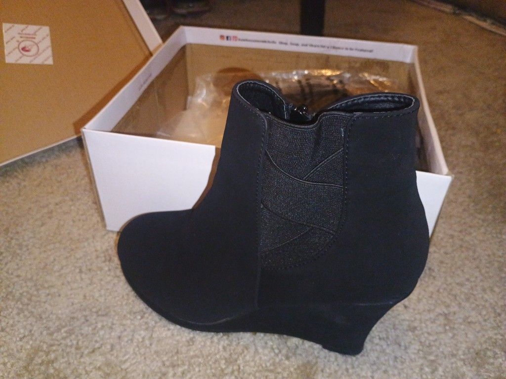 New In Box Boots