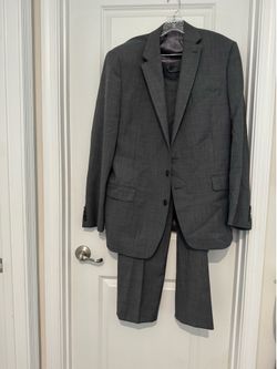 Ralph Lauren Charcoal Gray Two-Piece Men's Suit size Pants 40w x 30l jacket 44l