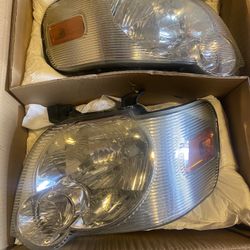 Set Off Headlights 2010 Ford Explorer 