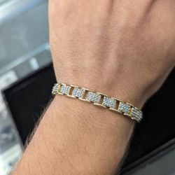 14kt YG 3.00ct TW Diamond Bracelet 