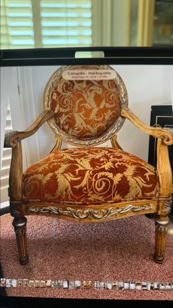 Beautiful accent chair