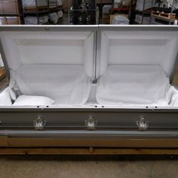 Silver 18 Ga. Metal Oversize w/ Velvet- 30" Casket
