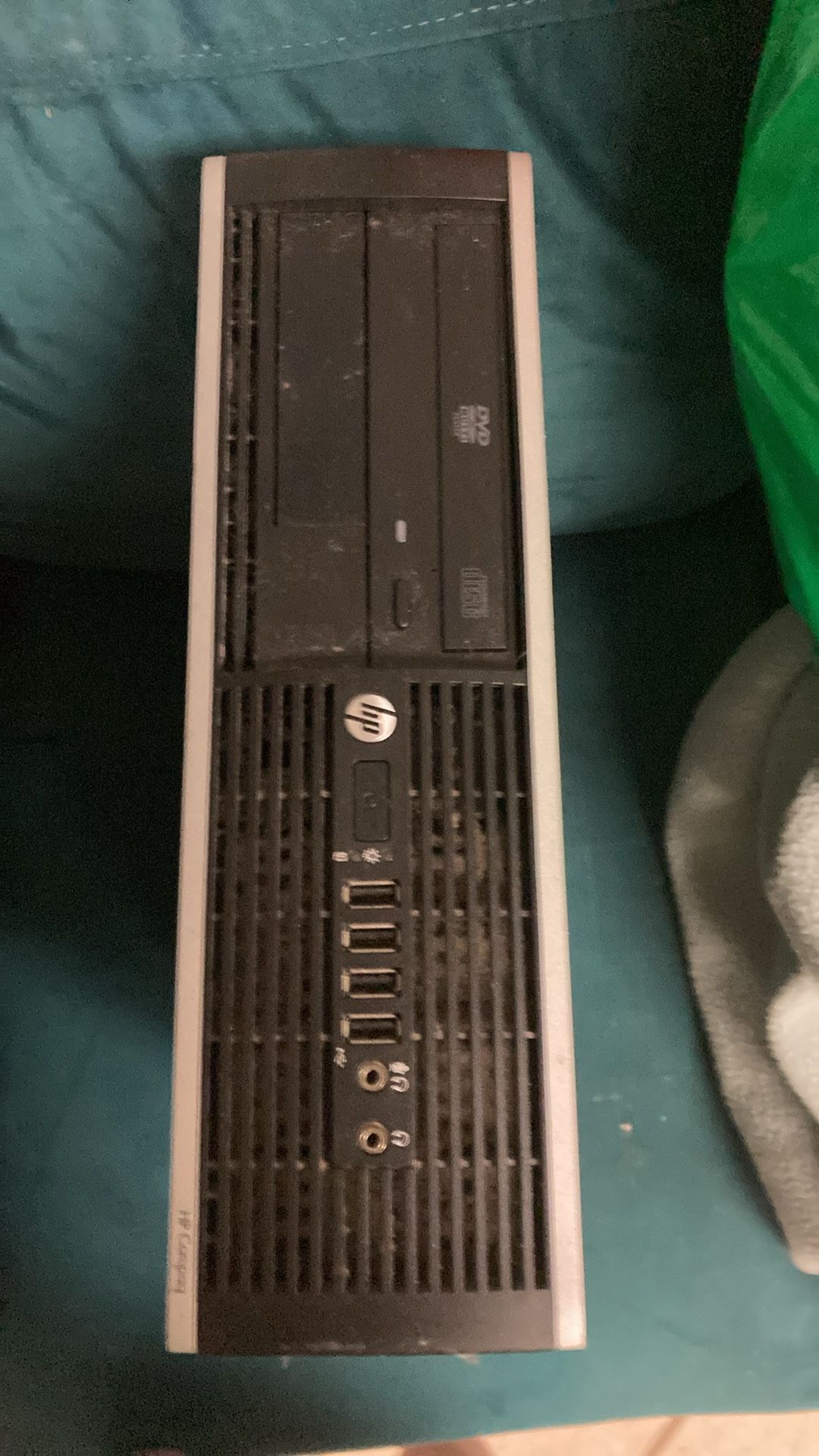Hp Compaq computer Tower With A Keyboard